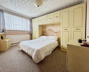 Manor Road- click for photo gallery